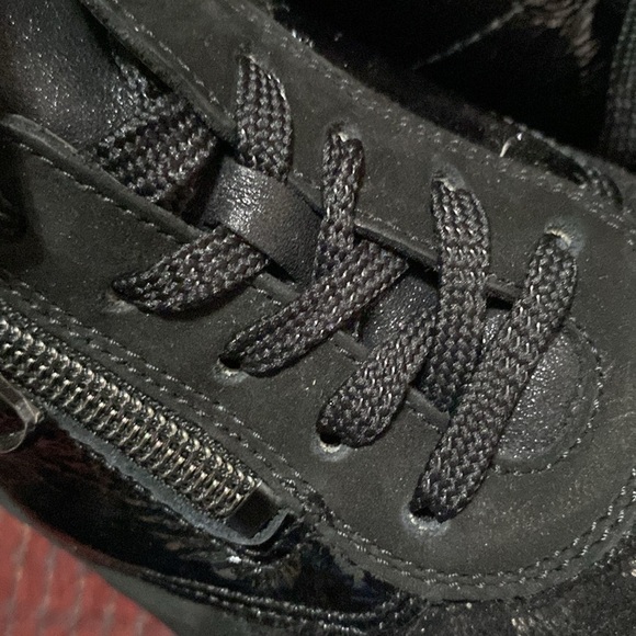 WALDLAUFER “WEITE K” BLACK FLORAL PATTERN SNEAKERS - Picture 10 of 14